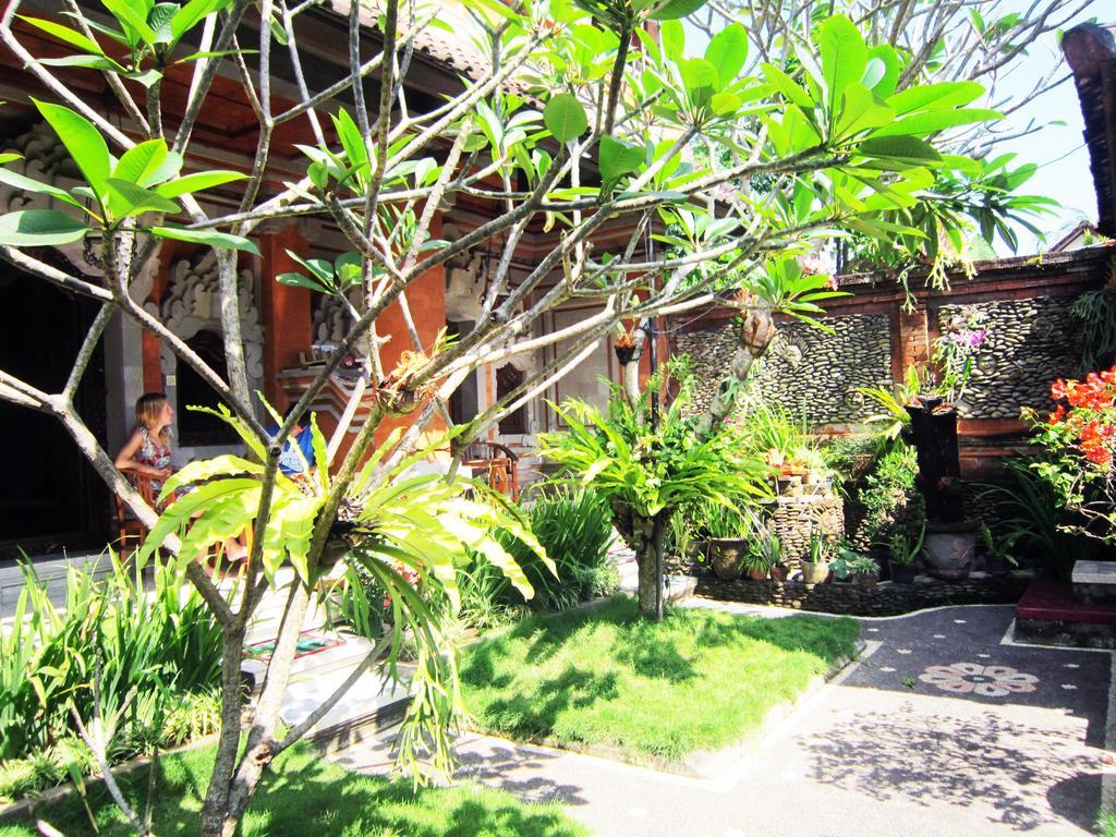 Tunjung Guest House Убуд Номер фото